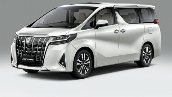 Xe Toyota Alphard Luxury Đà Nẵng: Đánh giá chi tiết, báo giá nhanh chóng