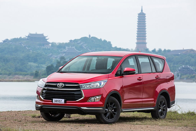 INNOVA VENTURER