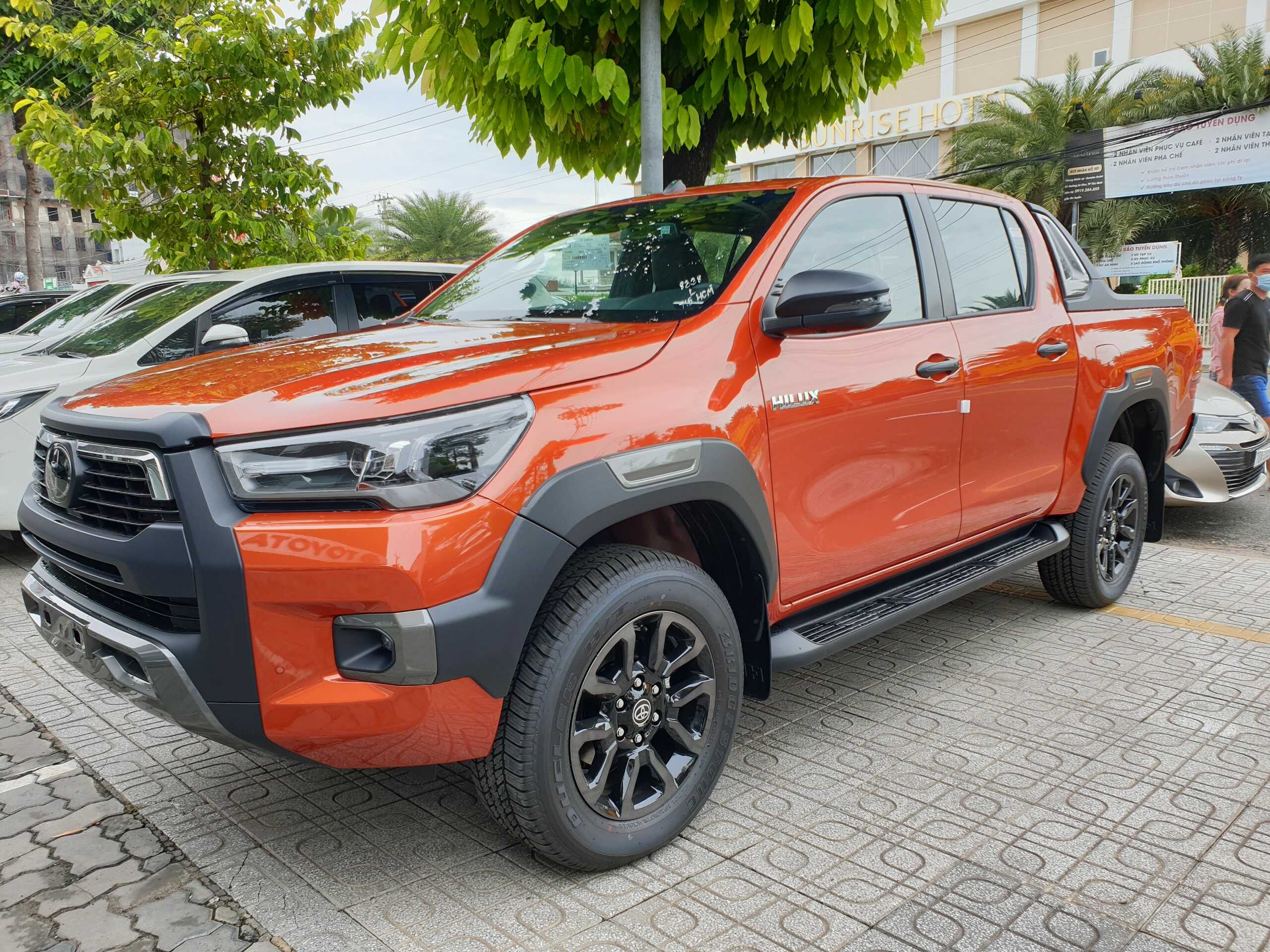 HILUX 2.8L 4X4 AT ADVENTURE