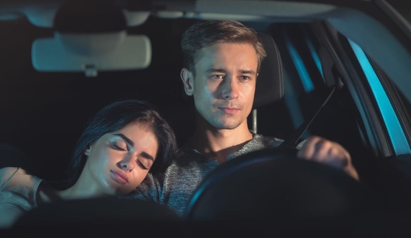 Bố trí thời gian đổi tài hoặc dừng lại nghỉ ngơi nếu cần 