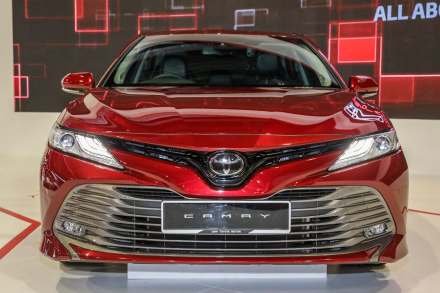 Mẫu xe ô tô camry 2020 có bộ lưới tám nhiệt sang trọng