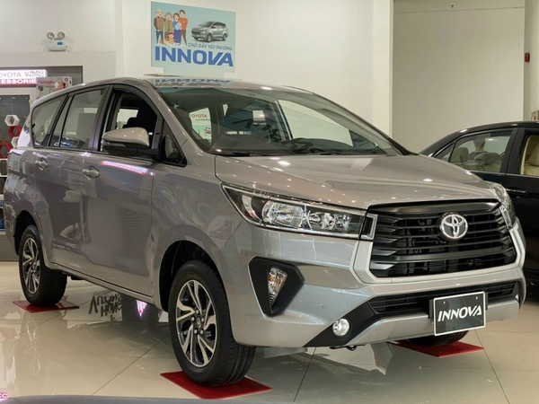 Xe ô tô 7 chỗ dưới 800 triệu Innova