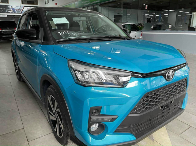 Toyota Raize được trang bị hệ thống an toàn cơ bản, đảm bảo an toàn khi vận hành