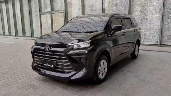 Lưới tản nhiệt Toyota Avanza