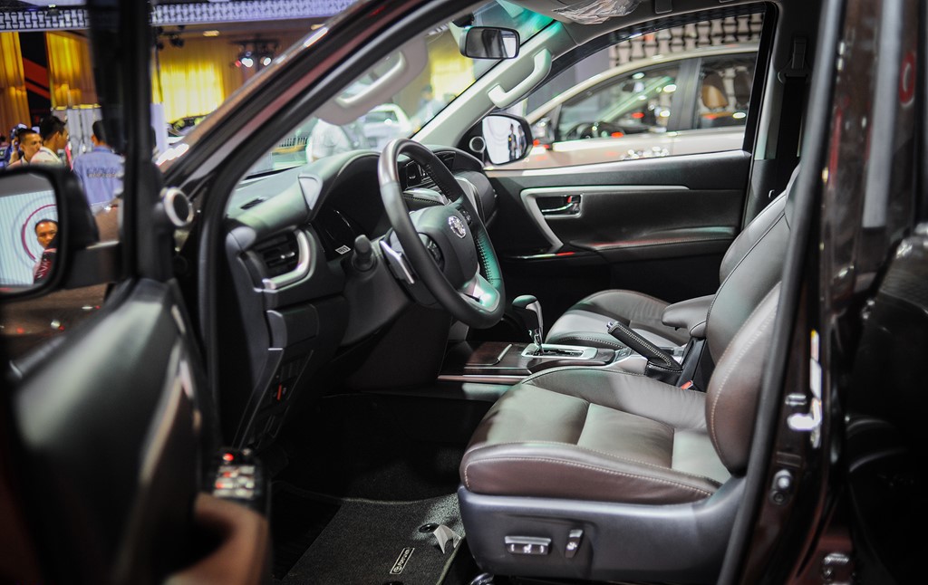FORTUNER 2.7AT 4X4