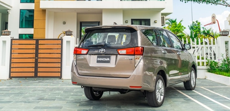 Review Toyota Innova 2022 Giá xe Thông số siêu chi tiết