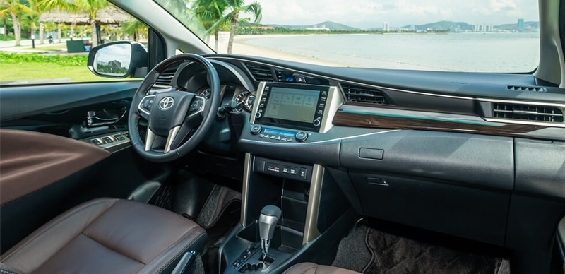 Review Toyota Innova 2022 Giá xe Thông số siêu chi tiết