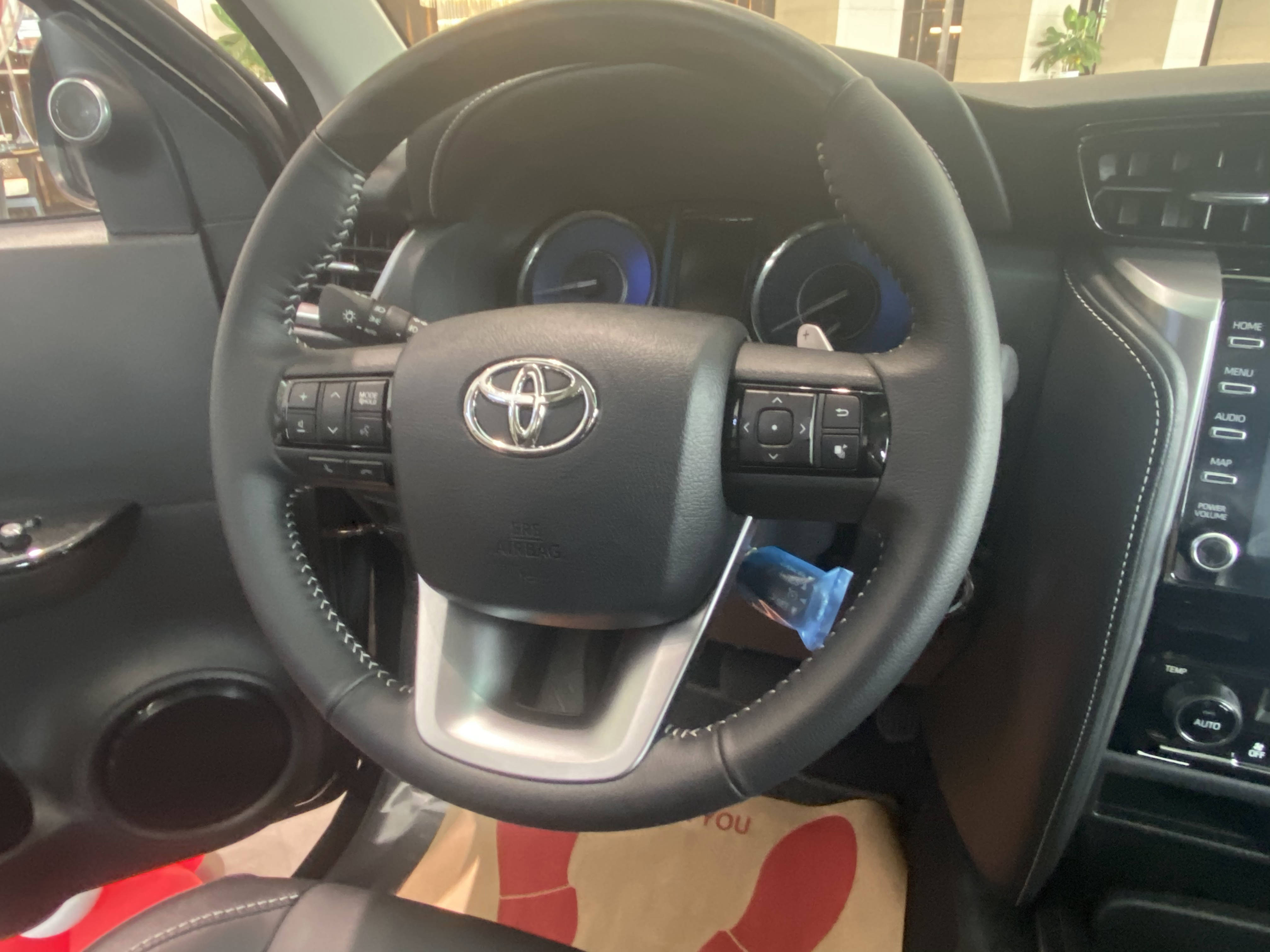nội thất toyota fortuner đà nẵng