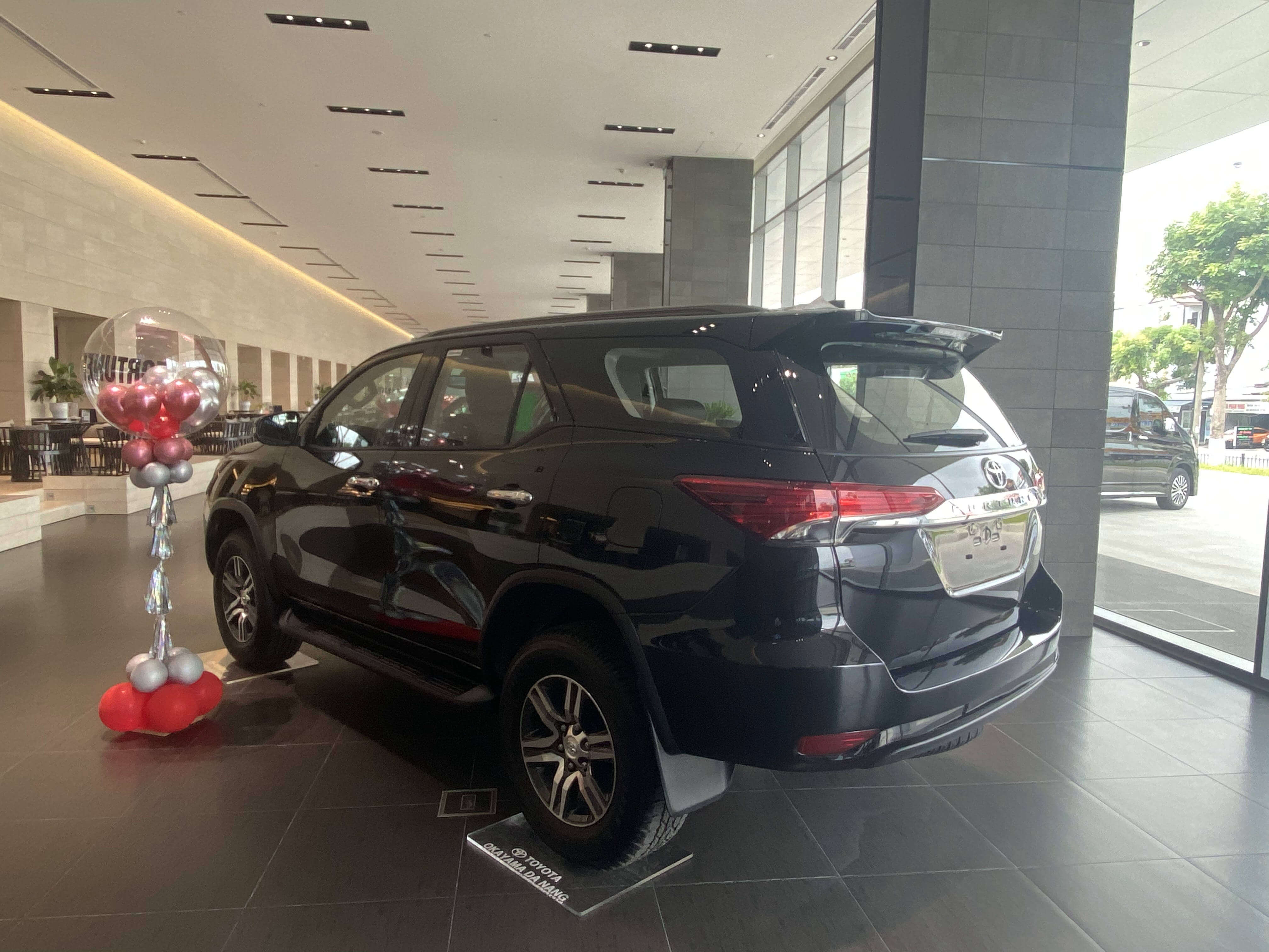 ngoại thất Toyota Fortuner Đà Nẵng