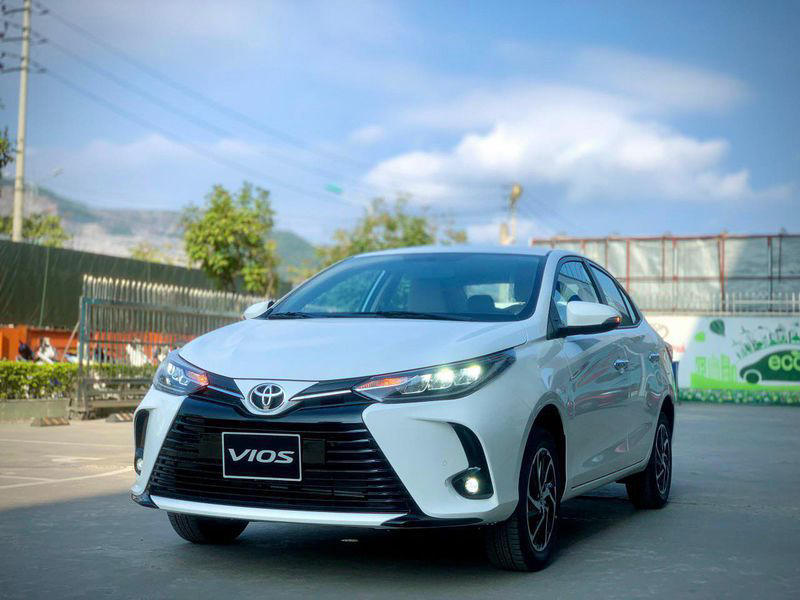 Cách phân biệt Toyota Vios và Vios Limo qua ngoại hình và trang bị nội thất