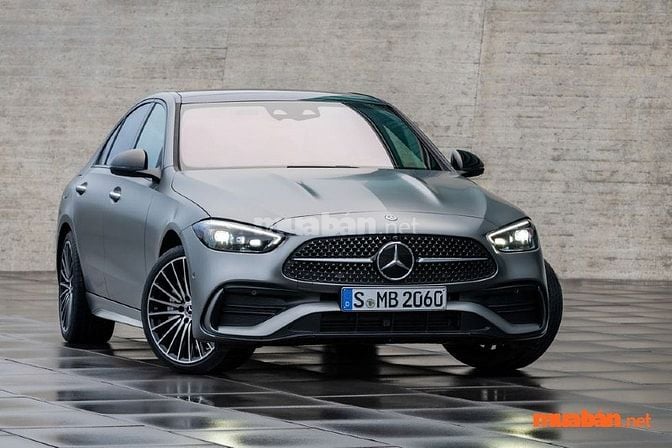 Mercedes C class cũ bản mới 2022