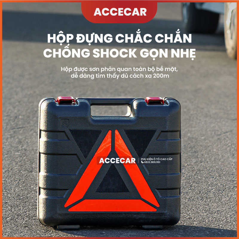 Búa phá cửa và găng tay đi kèm trong bộ dụng cụ khẩn cấp