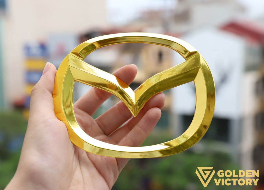 Logo xe ô tô mạ vàng 24K sang trọng