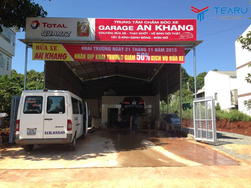 Mặt bằng tiệm rộng rãi thoáng mát