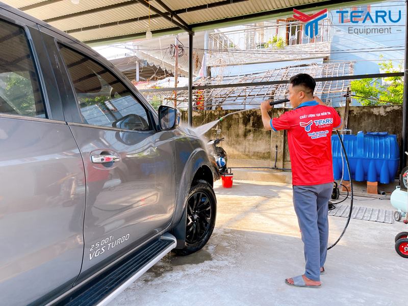 Khu vực rửa xe là khu rộng nhất và thoáng