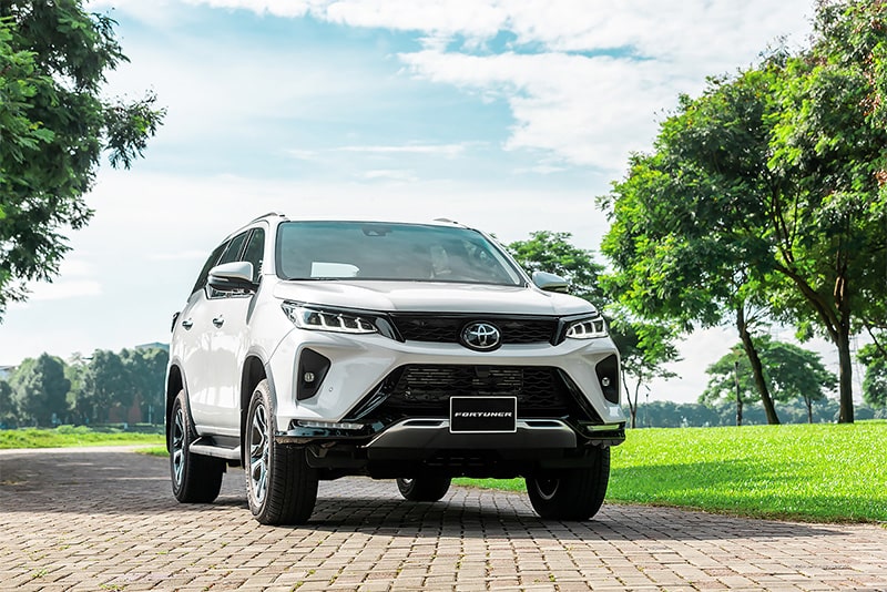 Toyota Fortuner, dòng xe SUV 7 chỗ máy dầu quen thuộc