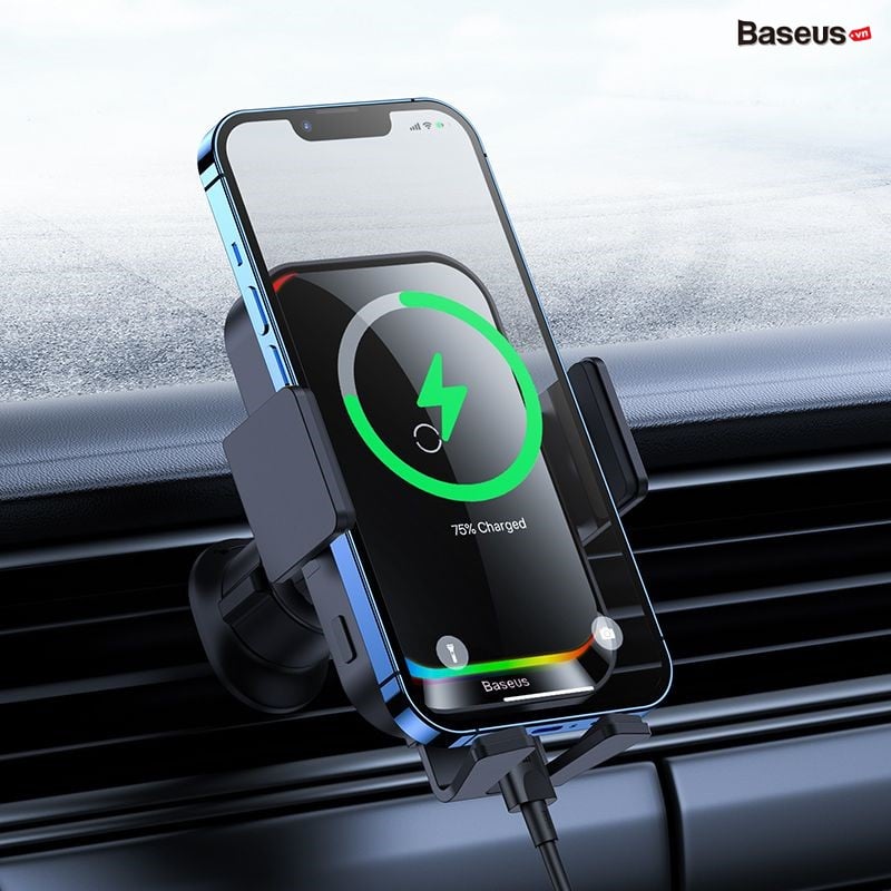 Sạc iPhone trên Xe Ô tô: Hướng Dẫn Toàn Diện và An Toàn