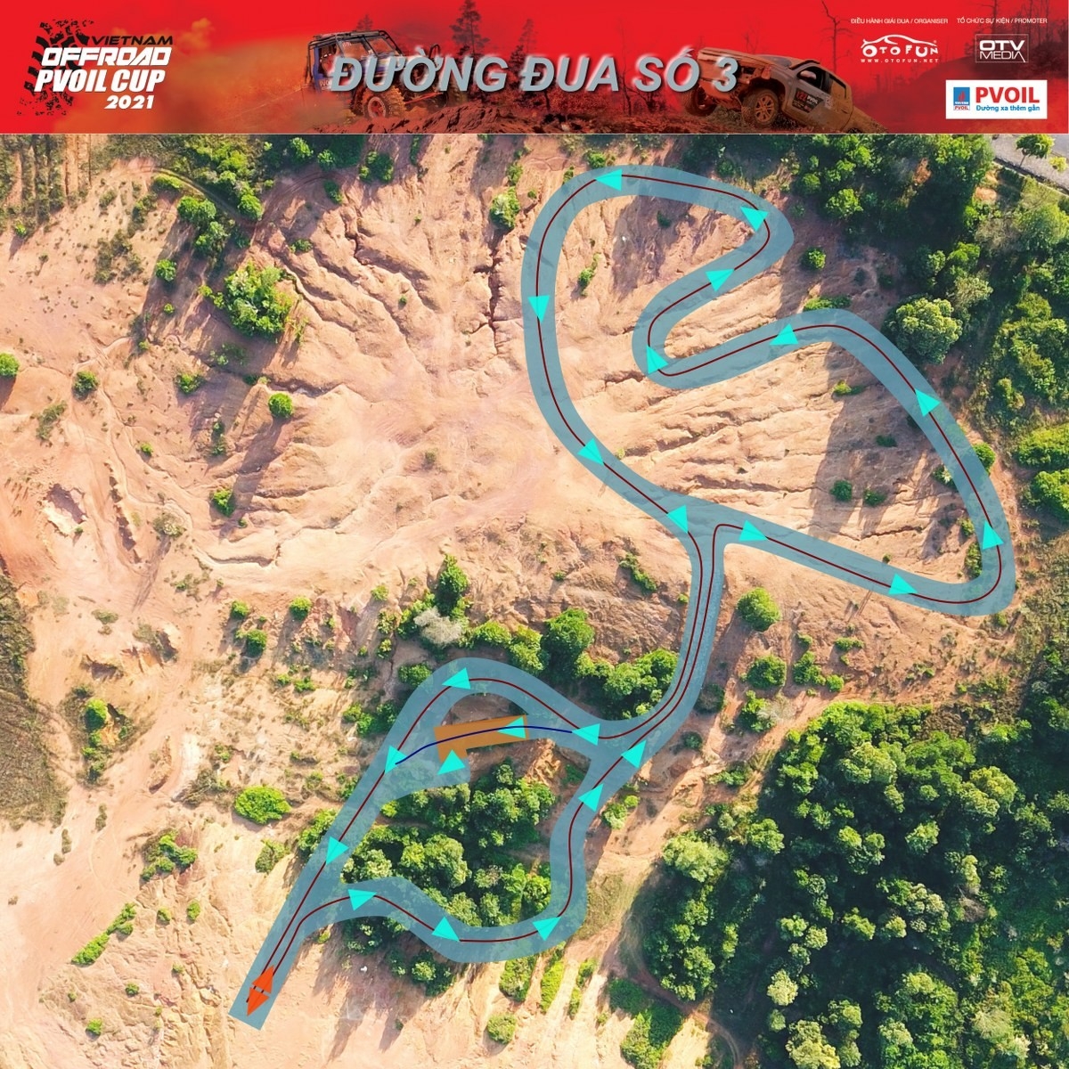 Đường đua số 3 Rally qua thung lũng đồi đất đá cho xe ô tô địa hình