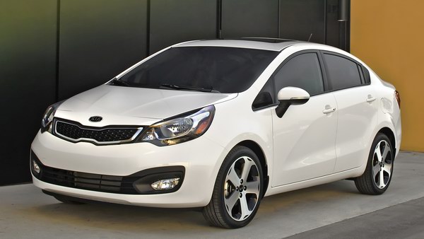 Kia Rio cũ đời 2014 phiên bản sedan