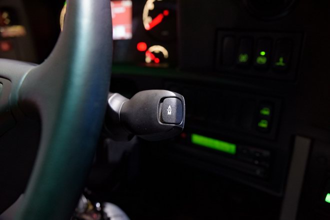 Thiết kế đèn nội thất và trần xe