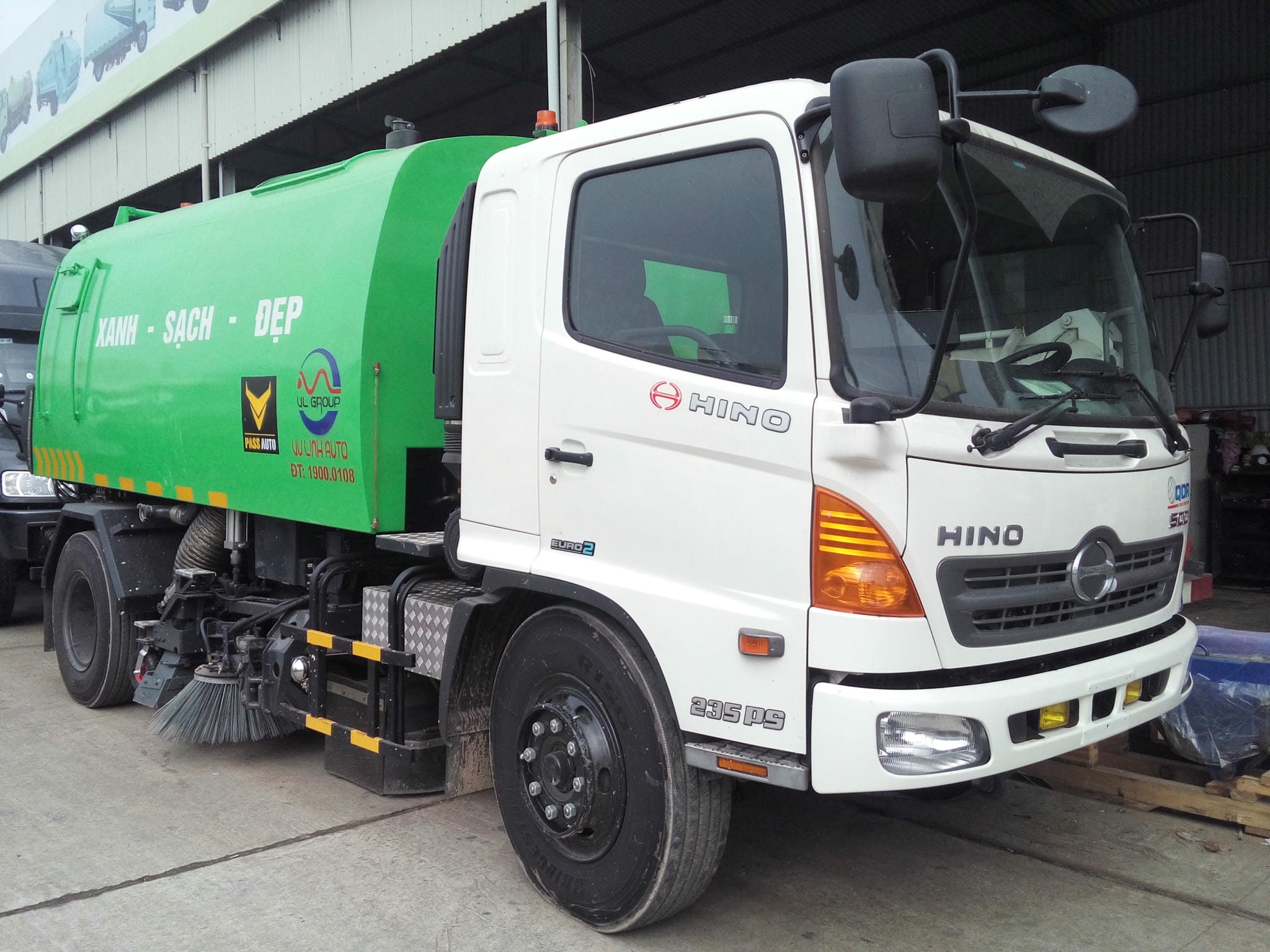 Xe ô tô quét đường: Giải pháp xanh hiệu quả