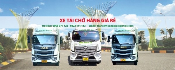 Đoàn xe tải và container, minh họa dịch vụ vận chuyển hàng hóa và thuê xe dài hạn