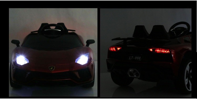 Hệ thống đèn LED trên xe ô tô điện trẻ em LT 998 khi vận hành