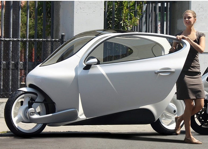 Cấu tạo độc đáo của xe ô tô hai bánh LIT Motors C1
