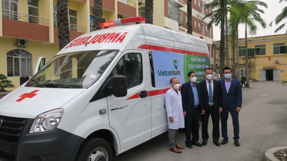 Viện trợ xe ô tô: Nghĩa cử cao đẹp