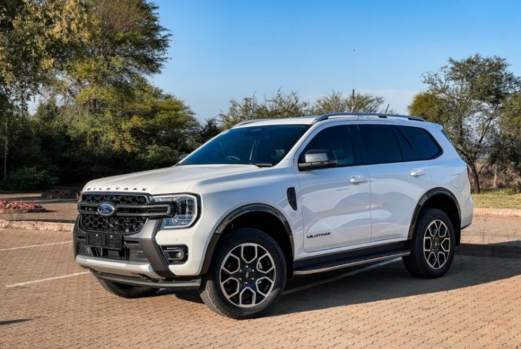 Ford Everest - Xe ô tô giữ giá tốt phân khúc SUV