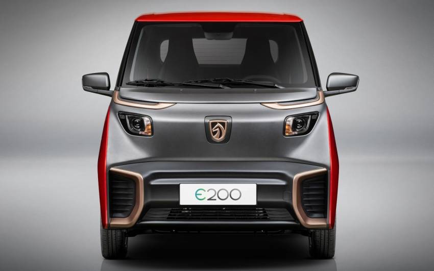 Hình ảnh Wuling Nano EV phía sau, cho thấy mối liên hệ với Hongguang Mini EV.