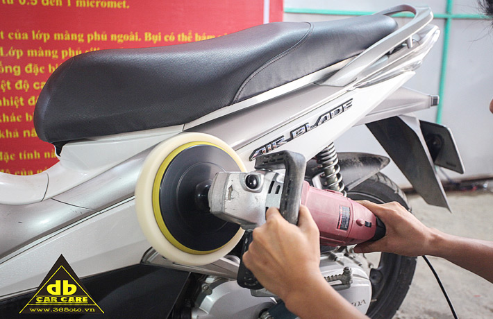 Hoàn thiện quy trình phủ nano cho xe