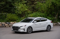 Mặt ca lăng cho xe hơi Hyundai Elantra