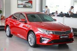 Mặt ca lăng ô tô Kia Optima