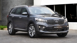 Mặt nạ ca lăng ô tô Kia Sorento