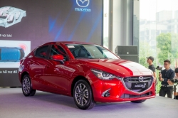 Mặt ca lăng cho xe hơi Mazda 2