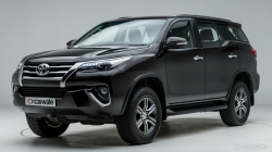 Mặt nạ ca lăng xe hơi Toyota Fortuner mới