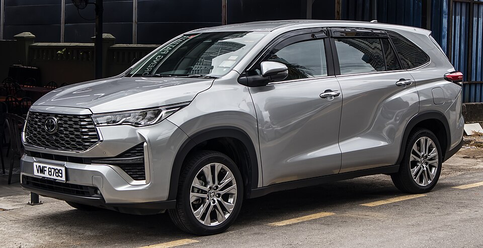 Xe ô tô Toyota Innova: Dòng MPV đáng tin cậy