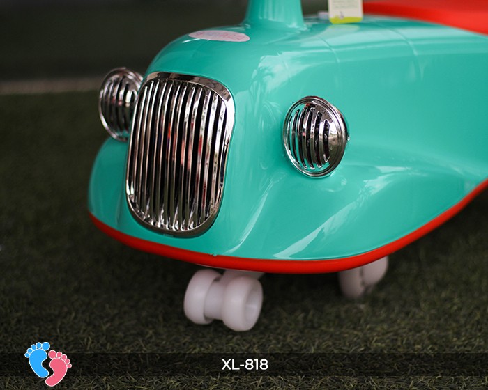 Xe lắc XL818 màu hồng đáng yêu cho bé gái