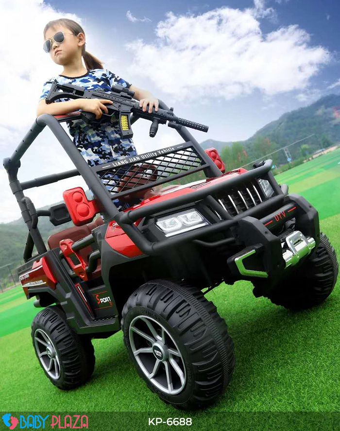 Bánh xe lớn và gầm cao của xe ô tô điện KP 6688