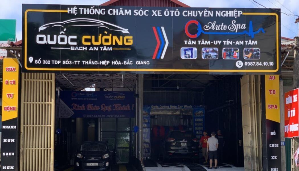 Bảng hiệu tiệm rửa xe ô tô 192 tại TP.HCM