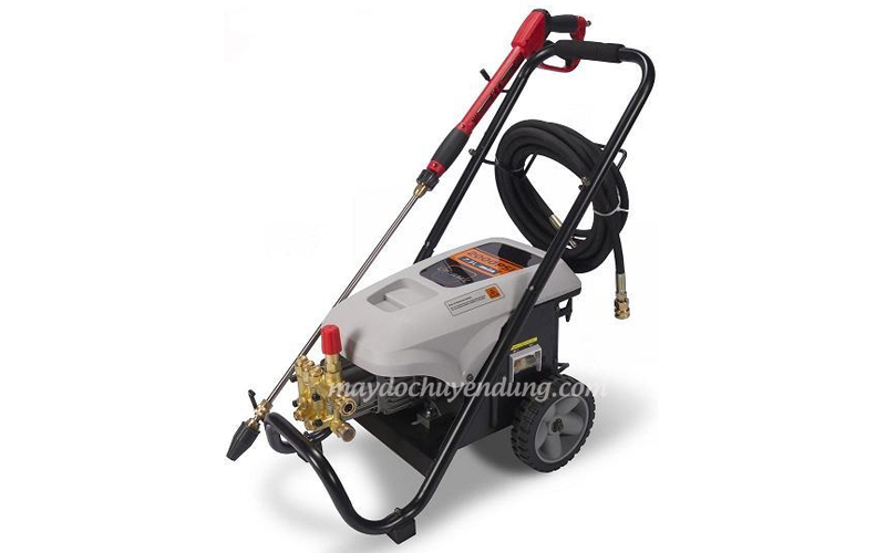 Máy rửa xe cao áp Lutian LT-16MC 2.2Kw vệ sinh khoang máy xe ô tô