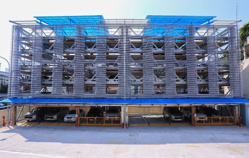 Bãi đỗ xe tự động dạng xếp hình với thiết kế 6 tầng rộng lớn tại 255 Phan Chu Trinh, quận Hải Châu, Đà Nẵng