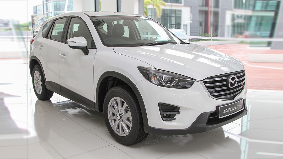 Hình ảnh góc trước Mazda CX-5 facelift, làm nổi bật thiết kế tinh tế