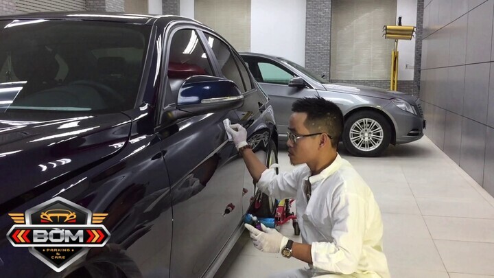 Vệ sinh nội thất xe ô tô - Làm sạch ghế da bằng dụng cụ chuyên dụng