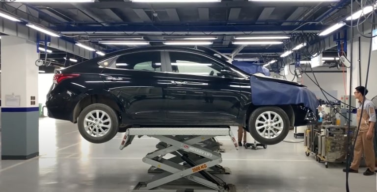 Chi phí bảo dưỡng xe ô tô tại trung tâm chính hãng thường cao