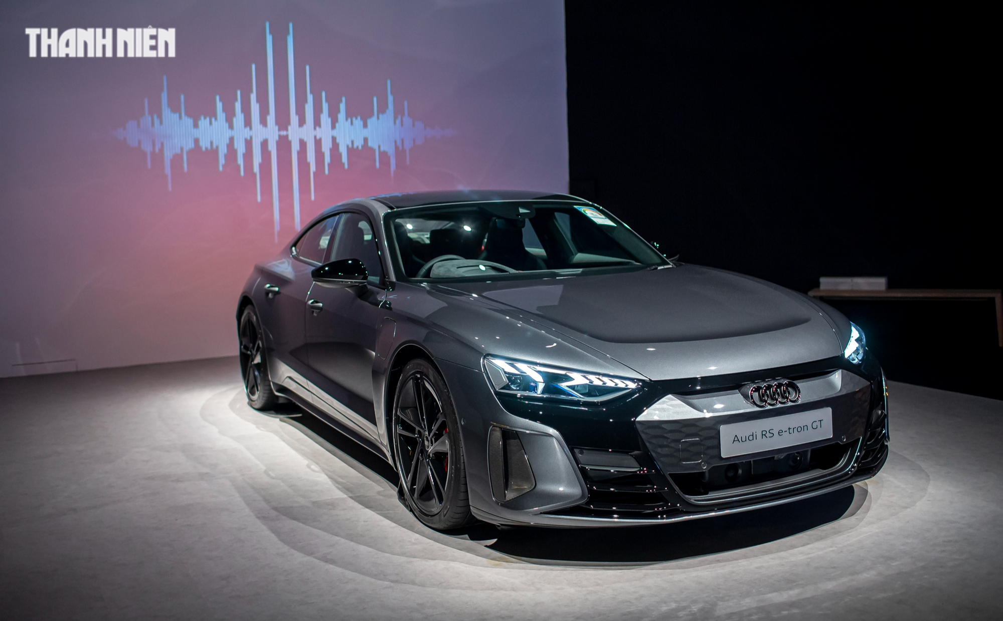 Xe ô tô thể thao Audi: Phiên bản điện BLK-128 cho bé