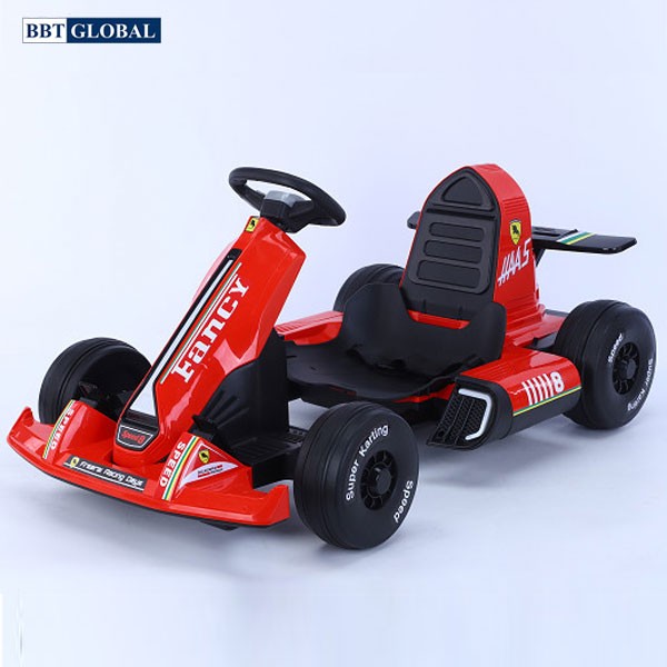 Xe ô tô điện trẻ em dáng xe đua F1