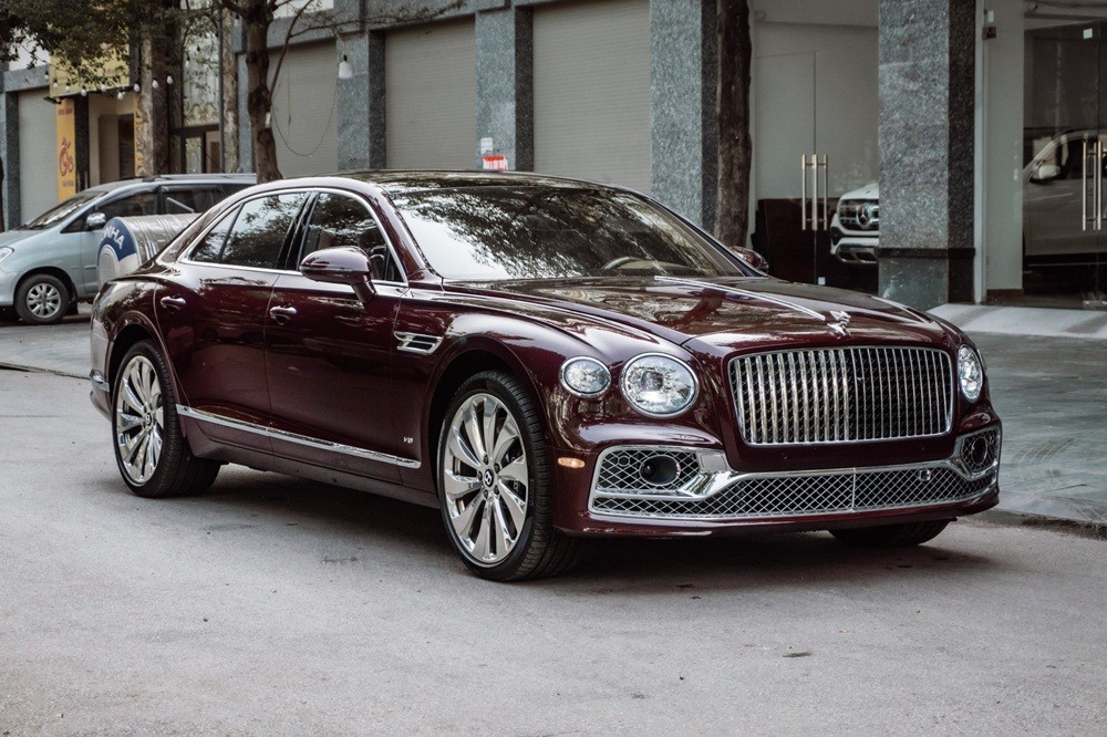 Sedan siêu sang Bentley Flying Spur W12 và mức tiêu thụ nhiên liệu ấn tượng