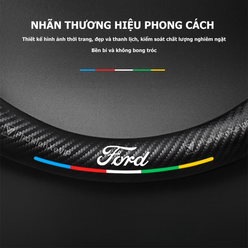 Chi tiết nhãn thương hiệu và phong cách thiết kế của bọc vô lăng xe ô tô Ford Transit
